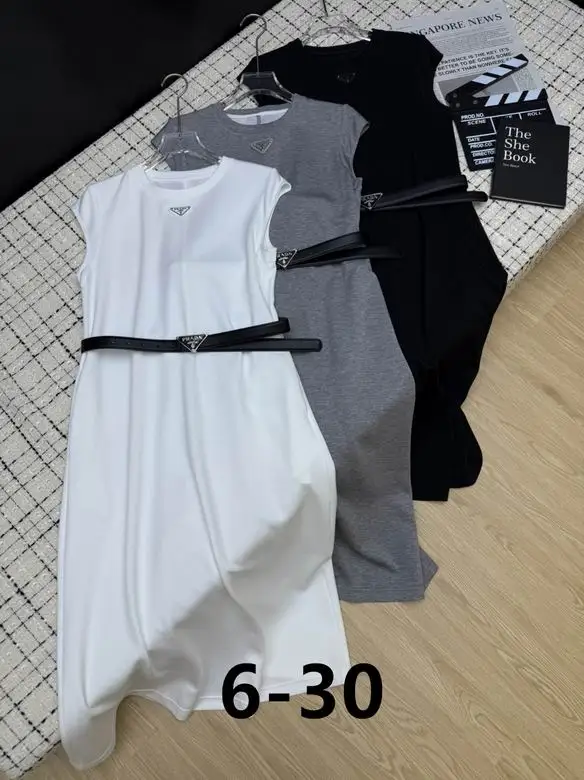 Prada S-XL 82